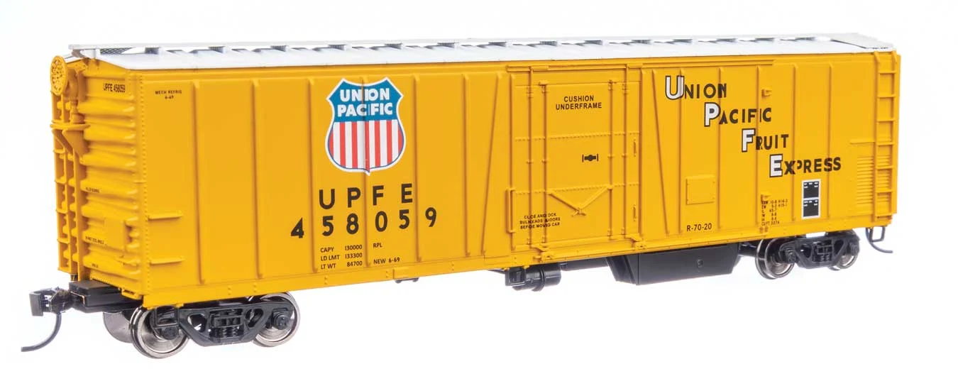 Walthers Mainline HO UPFE #458059 50' AAR Mechanical Refrigerator Car