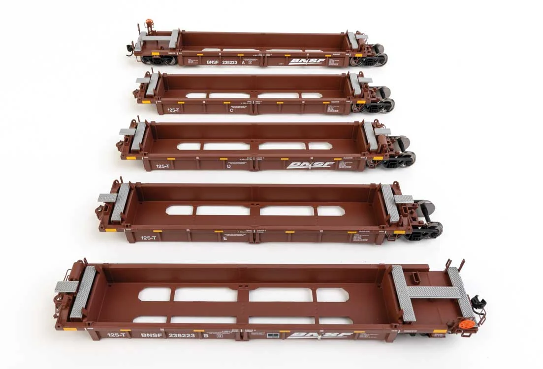 Walthers Mainline HO BNSF #238223 A-E Thrall 5-Unit Rebuilt 40' Well Car