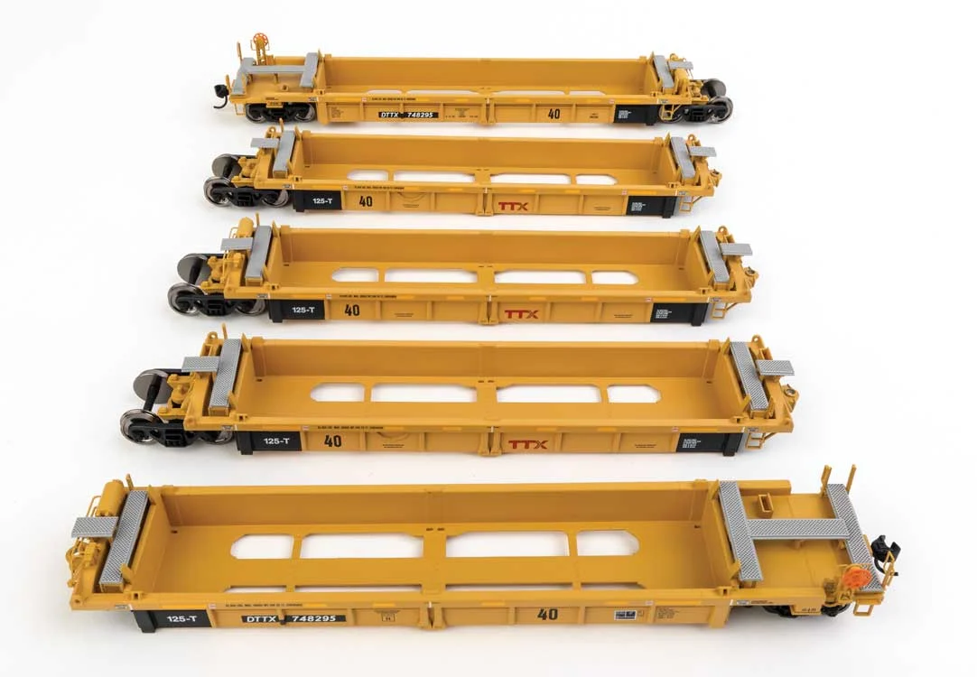 Walthers Mainline HO Scale TTX DTTX #748295 Thrall 5-Unit Rebuilt 40' Well Car Set - 910-55671