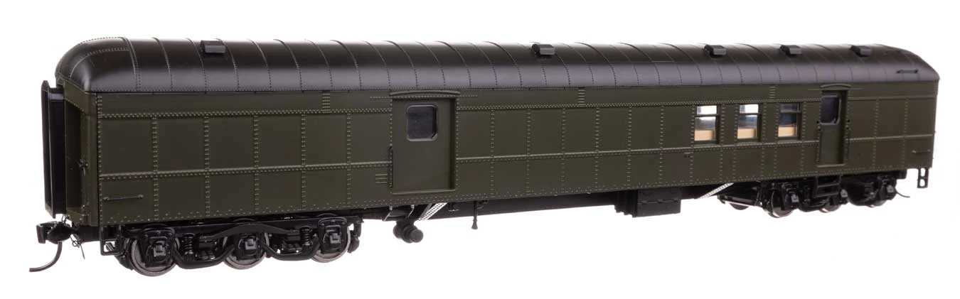 Walthers Proto HO Painted Unlettered 70' Heavyweight RPO-Baggage Car Arched Roof
