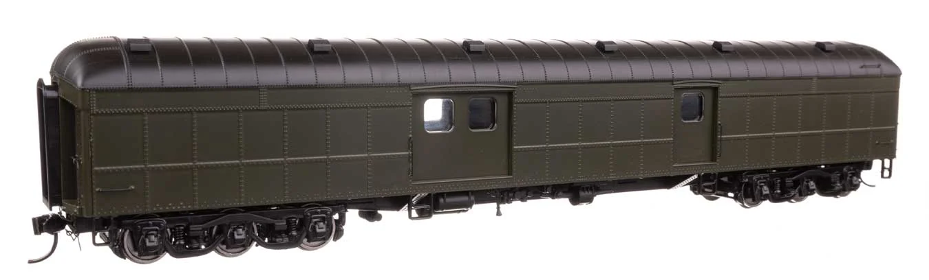Walthers Proto HO Painted Unlettered 70' Heavyweight Baggage Car Arched Roof