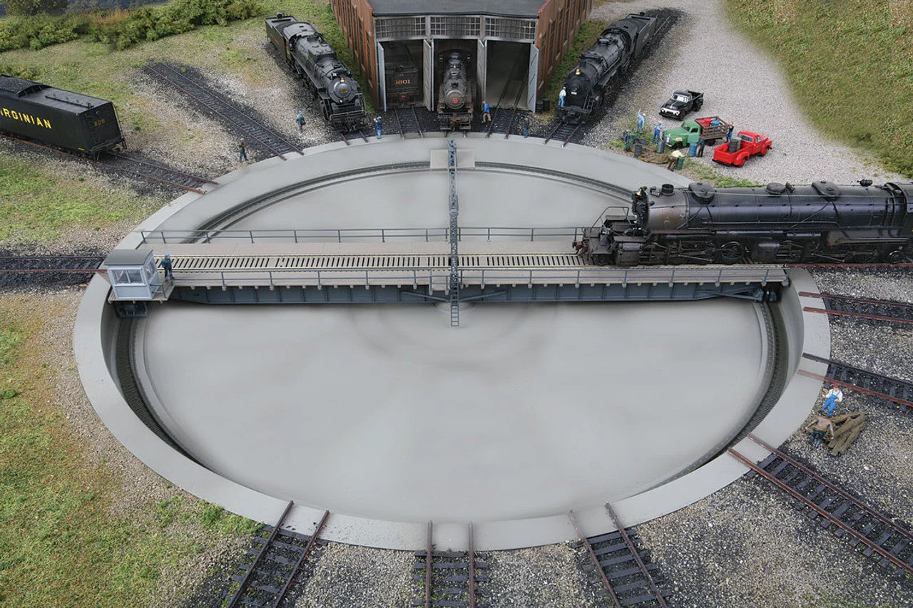 Walthers Cornerstone HO Scale Motorized 130' Turntable 933-2859