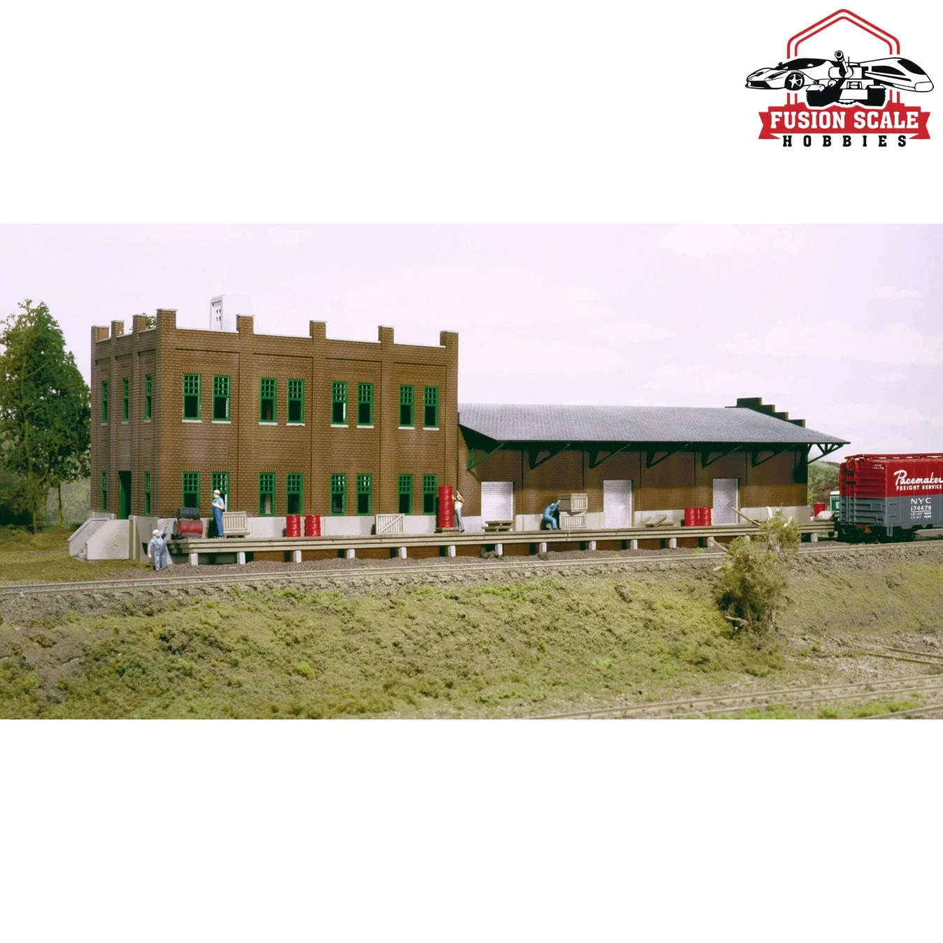 Walthers Cornerstone HO Scale Water Street Freight Terminal Kit 201/2 x 61/4" 52 x 15.8cm