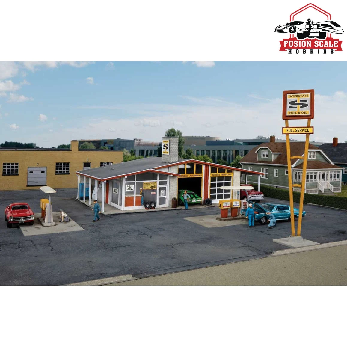 Walthers Cornerstone HO Scale Vintage Gas Station Kit Main Building: 101/2 x 9 x 33/16" 26.6 x 22.8 x 8cm