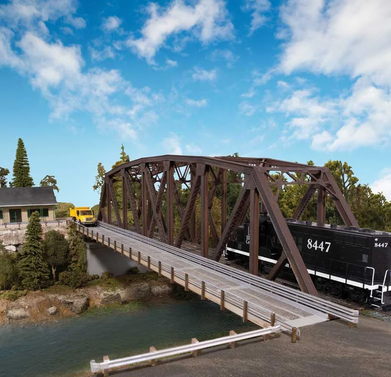 Walthers Cornerstone HO Scale Truss Railroad Bridge with Roadway Kit – Arched Pratt Truss Bridge Structure – 933-4523