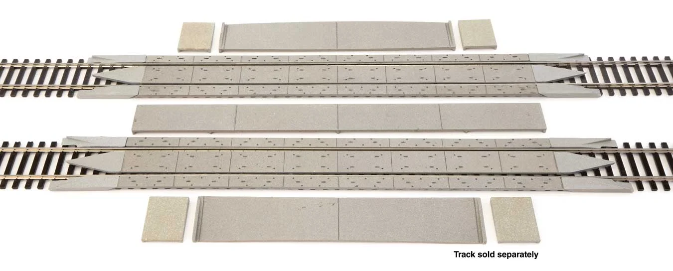 Walthers Modern Concrete Crossing w/Rerailer Ends Kit - 948-83115