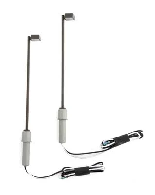 Walthers SceneMaster Single Square Modern Parking Lot Style LED Streetlight 2-Pack #949-4806