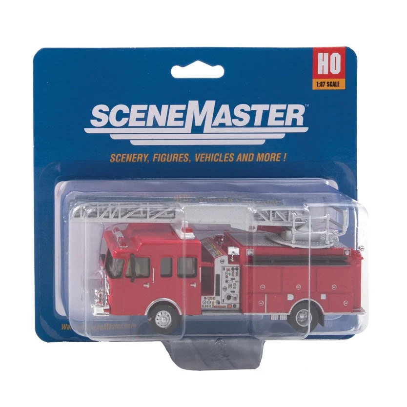 Walthers Heavy-Duty Fire Department Ladder Truck - Assembled -- Red