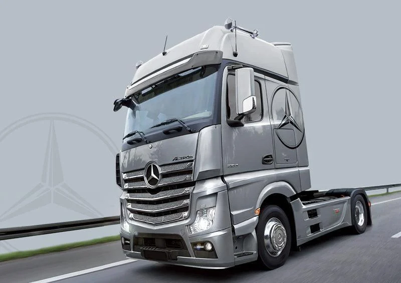 1/24 Italeri Mercedes Benz Actros Mp4 Gigaspace 3905