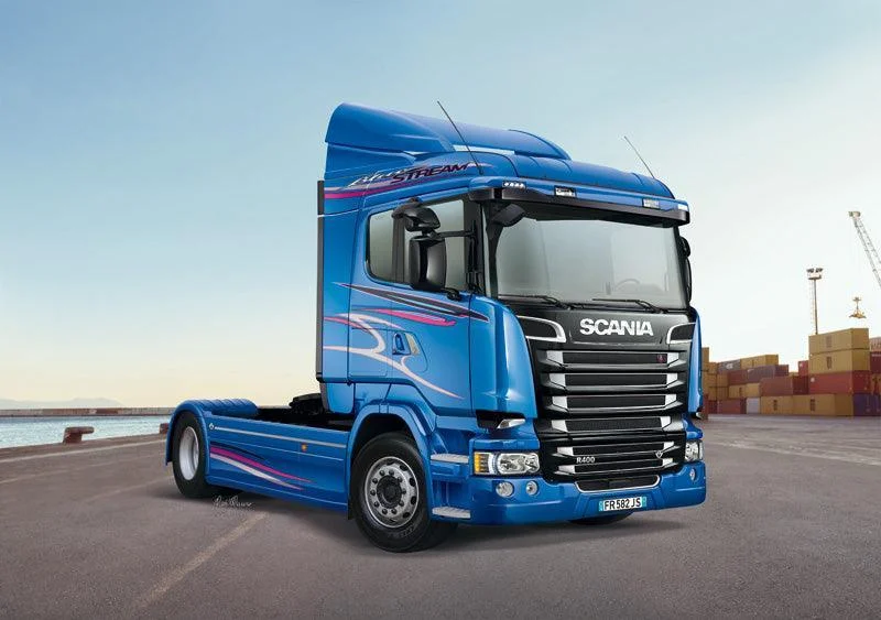 1/24 Italeri Scania R400 Streamline Flat Roof 3947