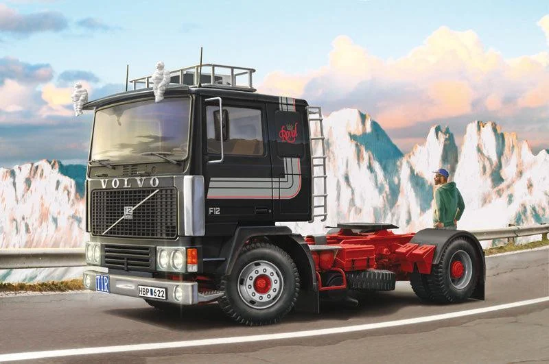 1/24 Italeri Volvo F12 Intercooler Low Roof w/Accessories 3957