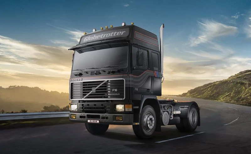 1/24 Italeri Volvo F16 Globetrotter 3923
