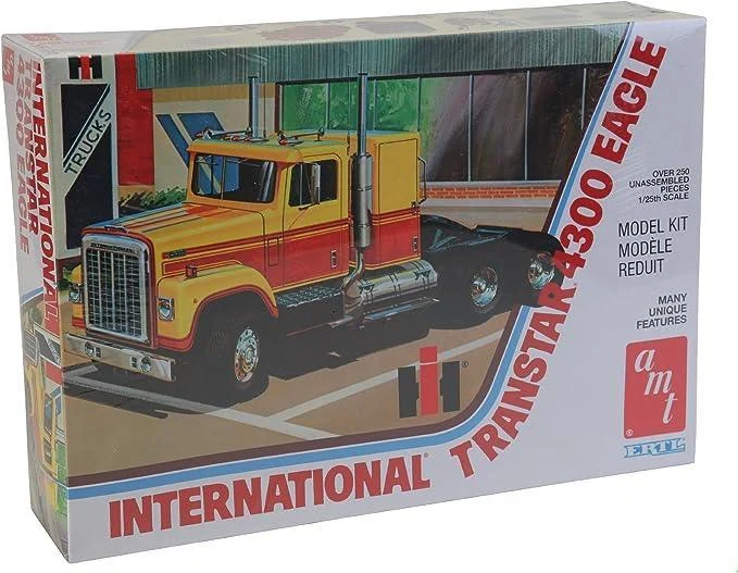 1/25 AMT International Transtar Eagle 4300 Tractor 629