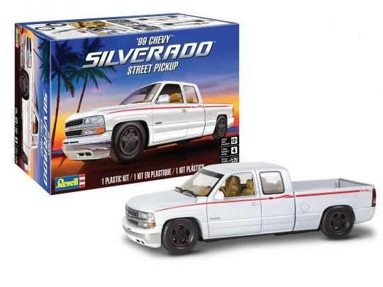 1/25 Revell-Monogram 1999 Chevy Silverado Custom Pickup 4538