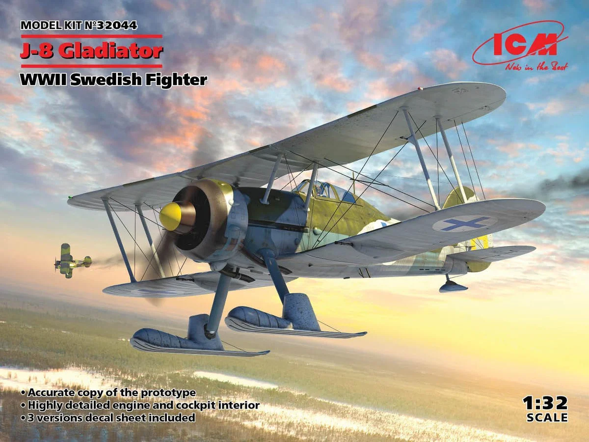 1/32 ICM WWII Swedish Fighter J-8 Gladiator 32044