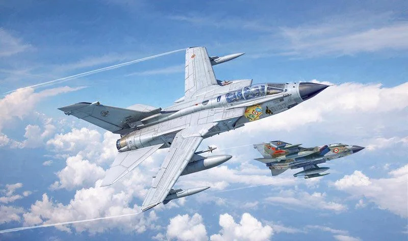 1/32 Italeri Tornado IDS 2520
