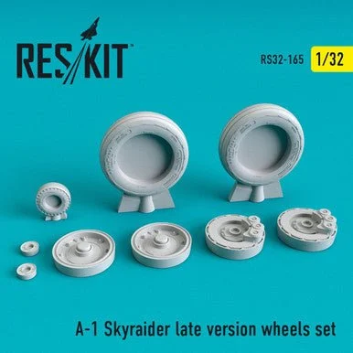 1/32 Reskit A-1 Skyraider late version wheels set