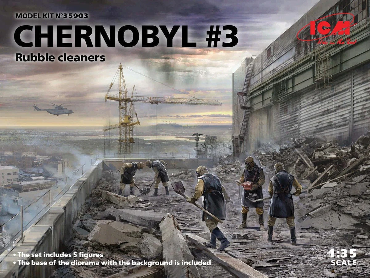 1/35 ICM Chernobyl #3 Rubble Cleaners (5 Figures) 35903