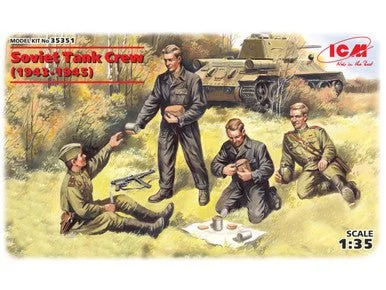 1/35 ICM Soviet Tank Crew (1943-1945) (4 figures - 2 officers, 2 tankmen)