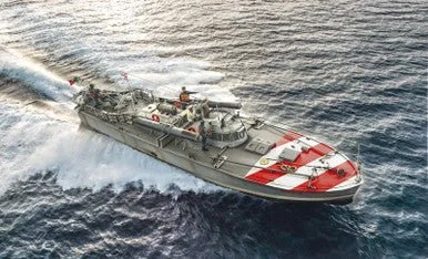 1/35 Italian MAS 563/568 Torpedo Boat w/6 Crew - Italeri