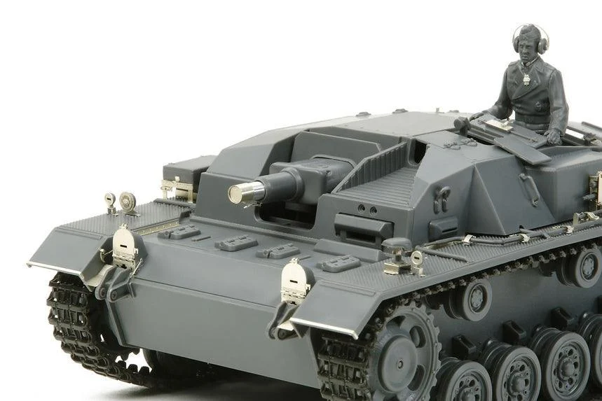 1/35 Tamiya GERMAN STURMGESCHUTZ III AUSFB w/Aber Pe Parts 25143