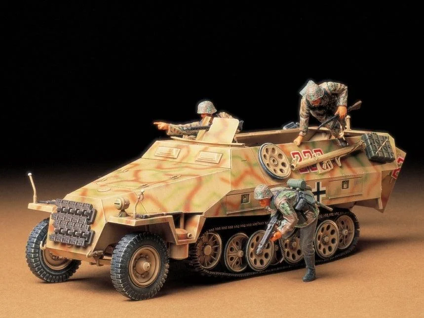 1/35 Tamiya MTL. SPW SD.KFZ. 251/1 AUSF.D 35195