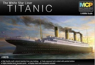 1/400 Academy RMS Titanic Ocean Liner