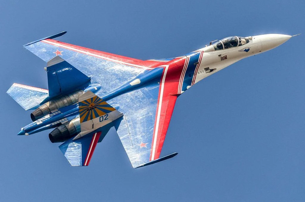 1/48 Hobby Boss Su-27 Flanker B - Russian Knights 81776
