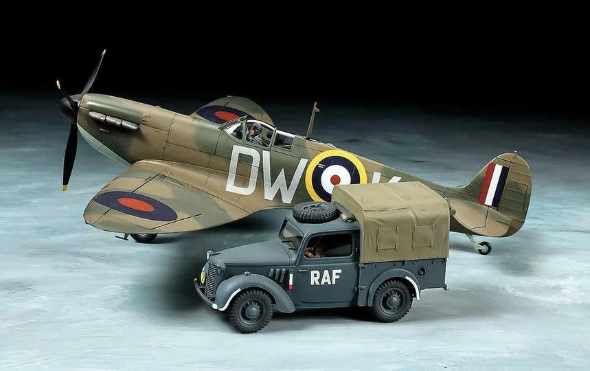 1/48 Tamiya Supermarine Spitfire MK.I with Light Utility Car 10hp Set 25211