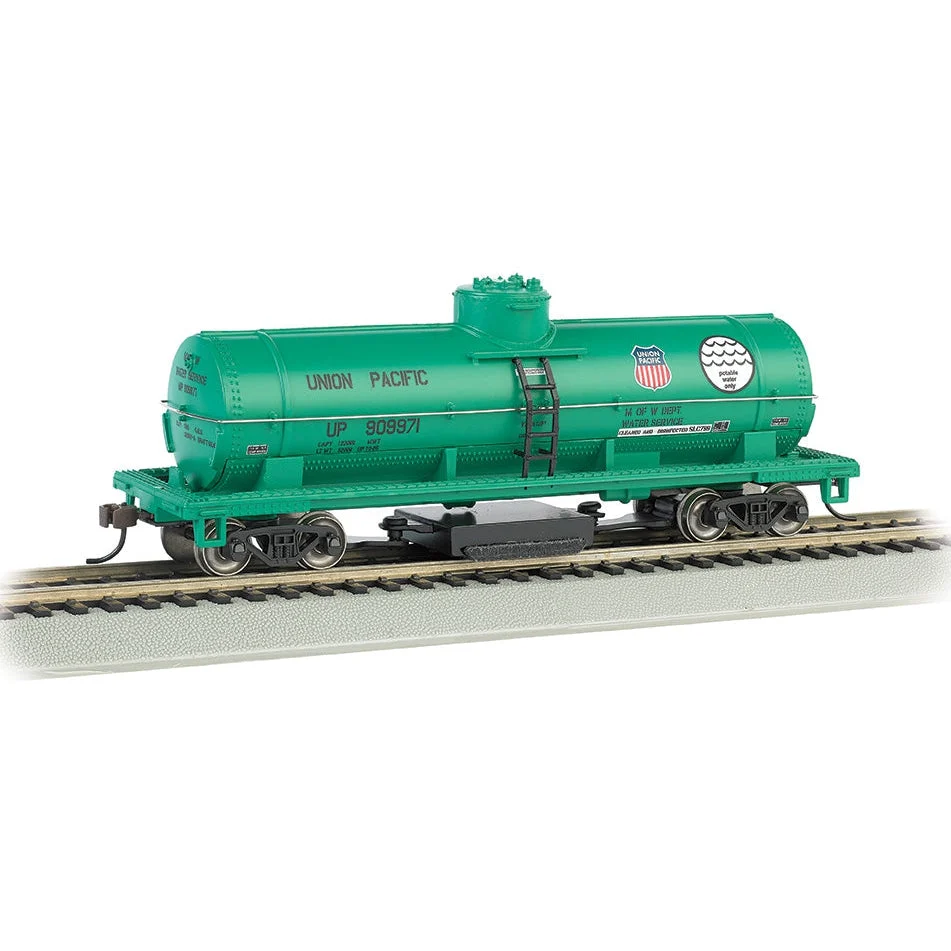 Bachmann HO Scale Track Cleaning Tank Car UP/Potable Water - BAC16305
