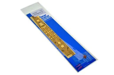 1/700 Bluewox USS DES MOINES CA-134 Wood Deck