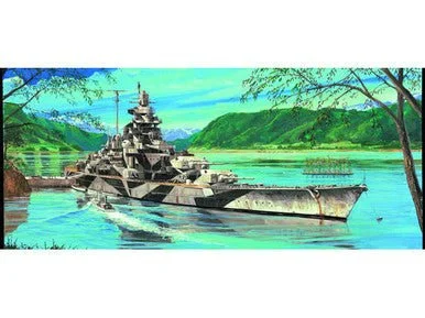 1/700 Trumpeter German Tirpitz Battleship 1943