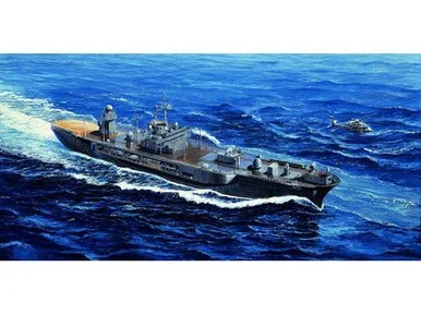 1/700 Trumpeter USS Blue Ridge 2004 Plastic Model Kit