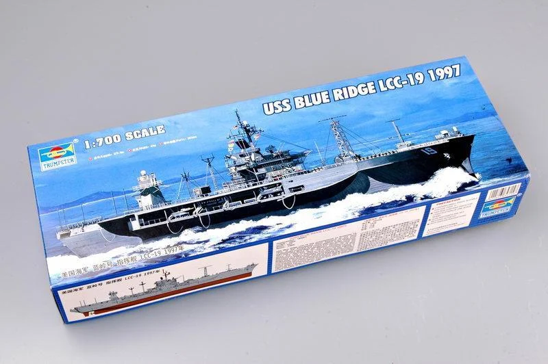 1/700 Trumpeter USS Blue Ridge LCC-19 1997 05715