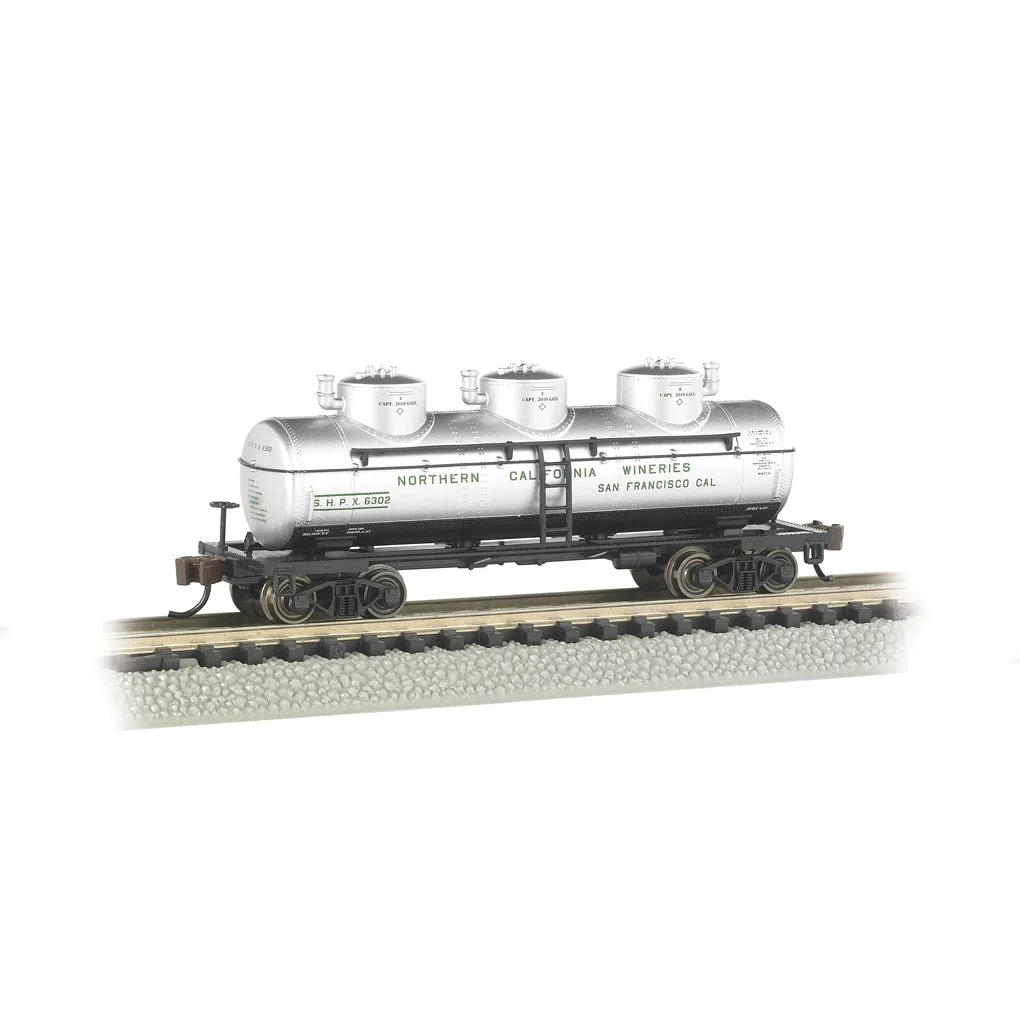 Bachmann N Scale 40' Triple Dome Tank Car Northern California Wineries - BAC17153