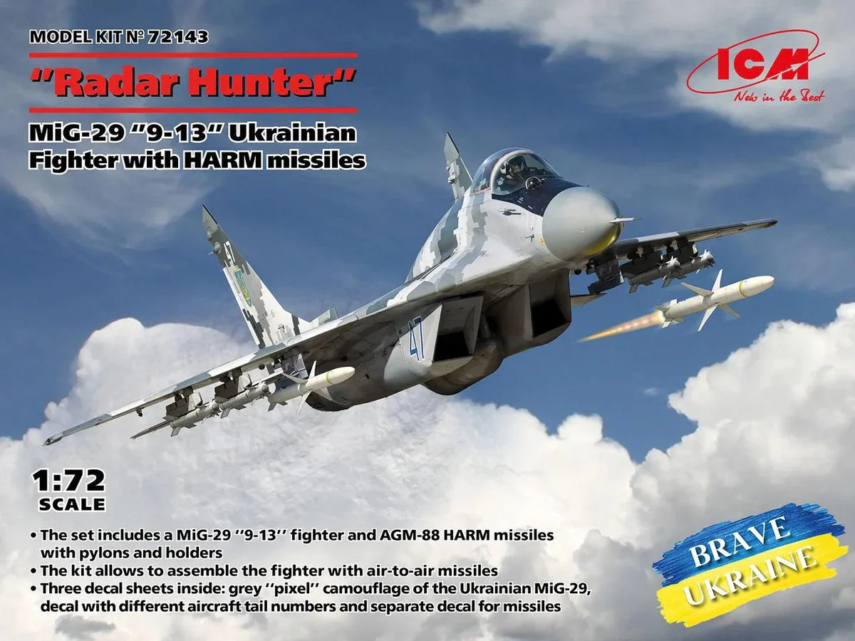 1/72 ICM MiG-29 “9-13” Ukrainian Fighter with Harm Missiles 72143