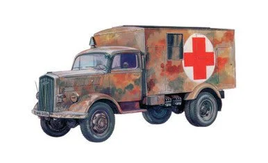 1/72 Italeri Kfz 305 Military Ambulance Truck