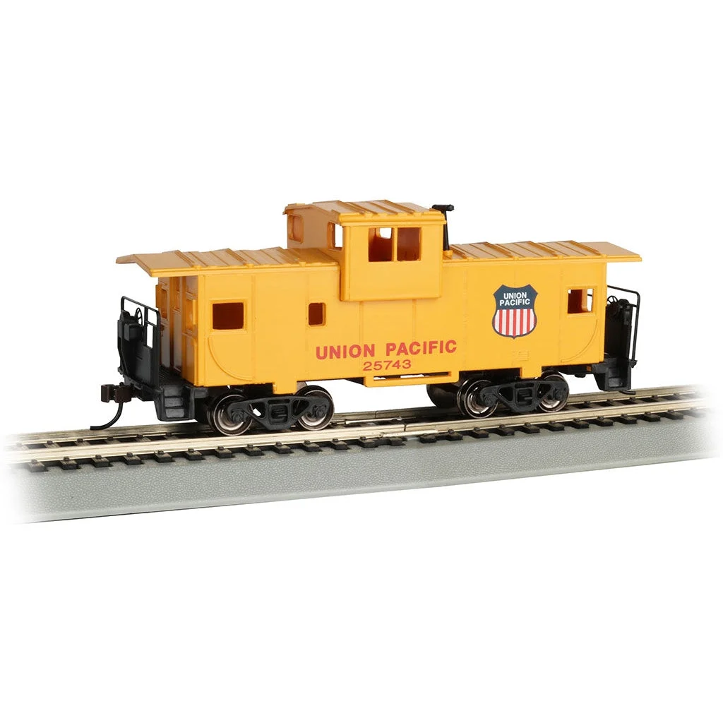 Bachmann HO Scale 36' WV Caboose UP - BAC17701