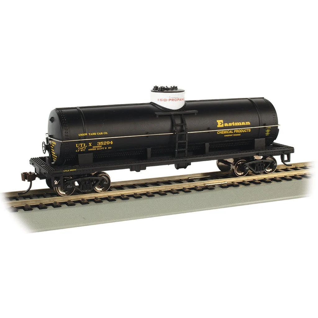 Bachmann HO Scale 40' Single Dome Tank Car Eastman Products - BAC17811