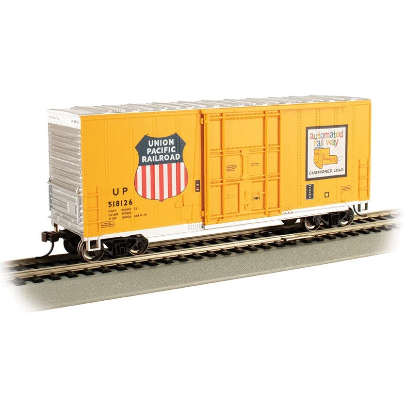 Bachmann HO Scale Hi-Cube Boxcar w/Sliding Door UP - BAC18205