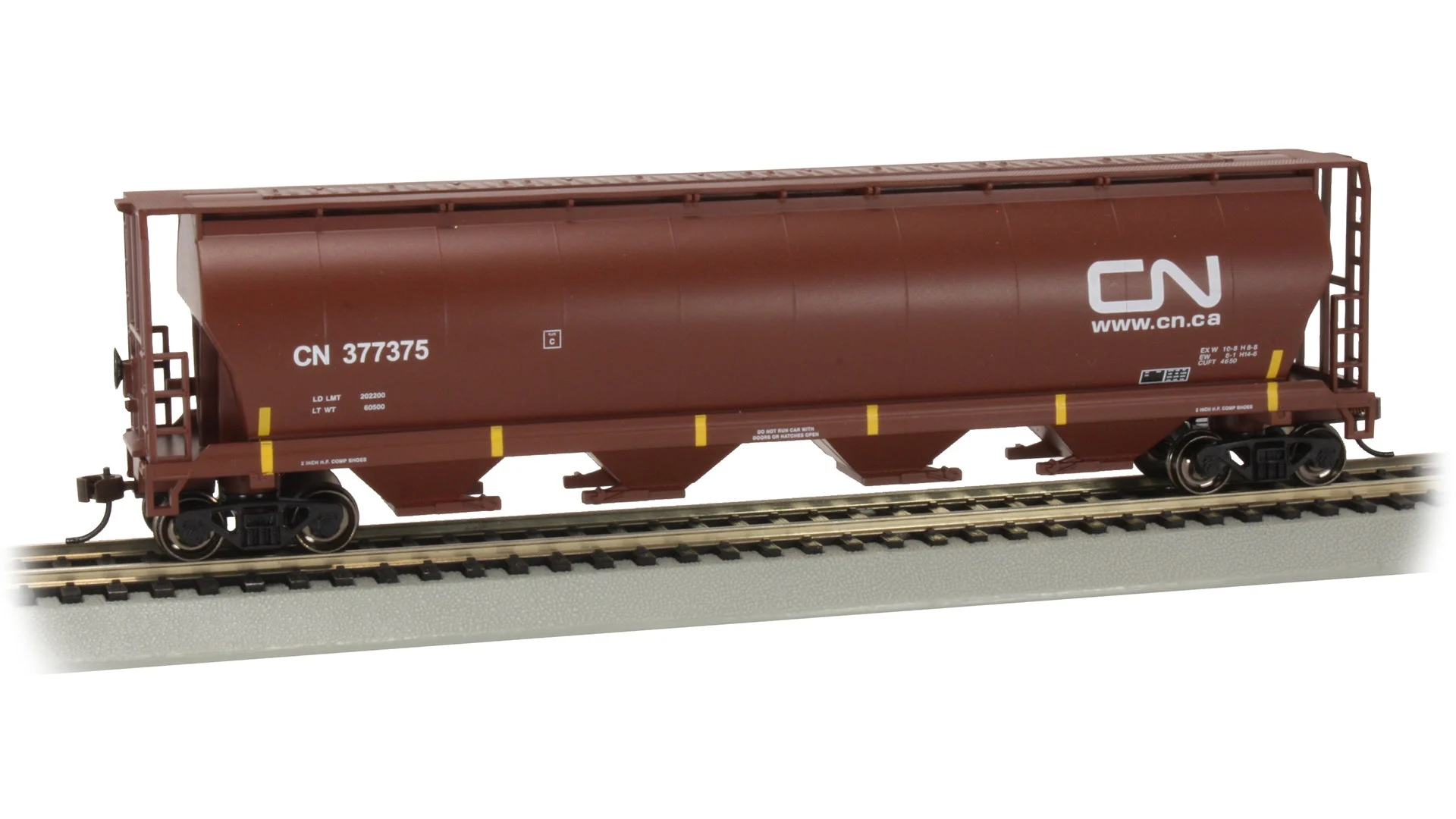 Bachmann HO Scale Canadian National #377375 4 Bay Cylindrical Grain Hopper - BAC19103