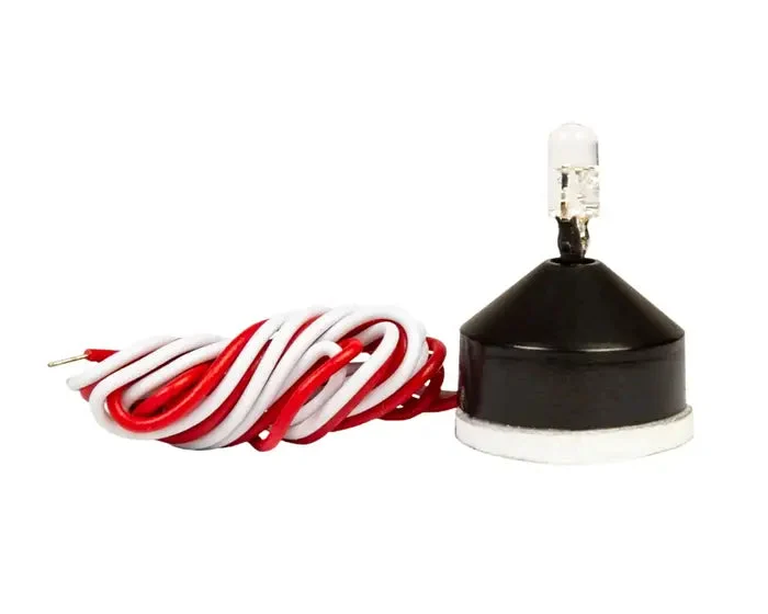 Lionel O Peel & Stick Lights 4pk