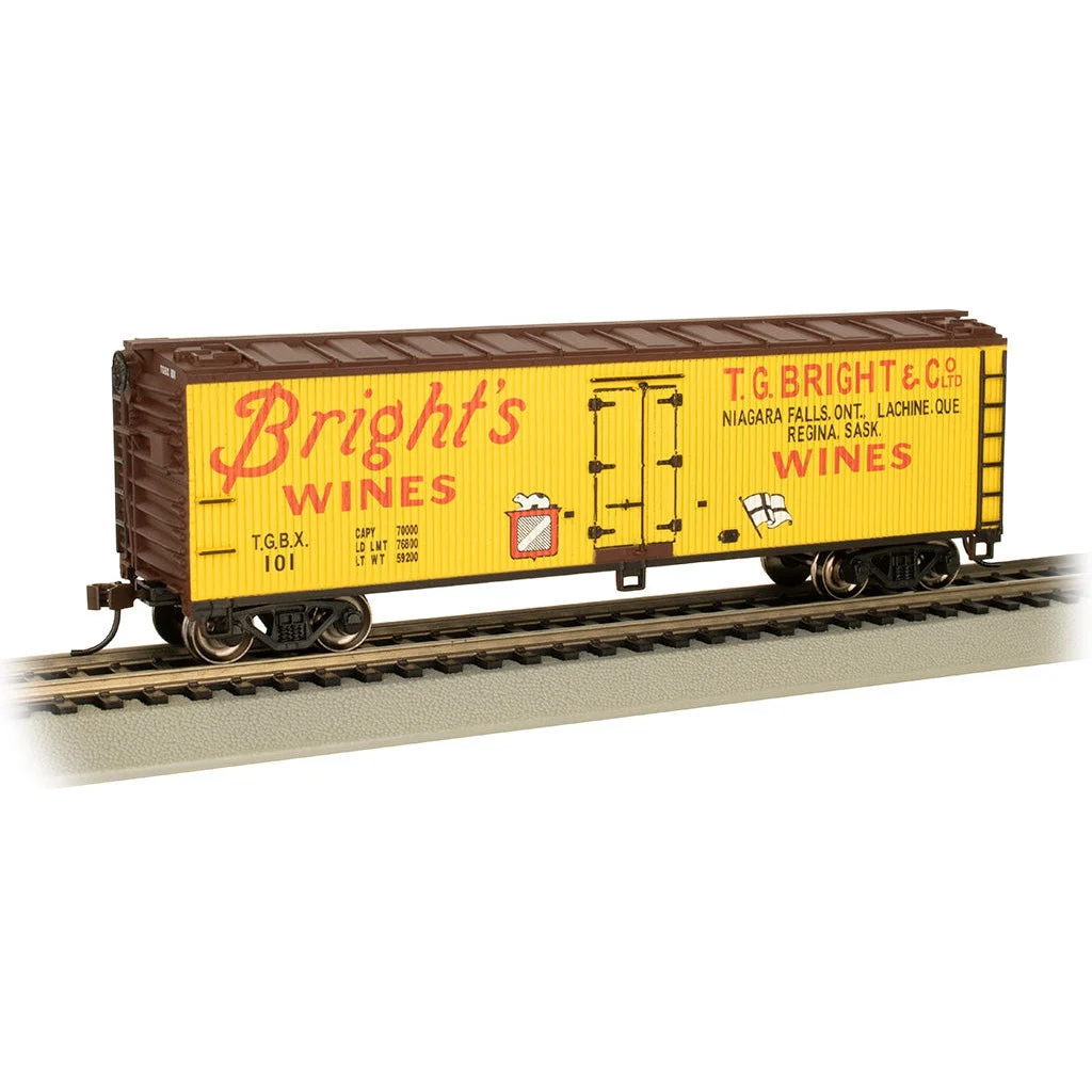 Bachmann HO Scale 40' Woodside Reefer Brights Wines - BAC19809