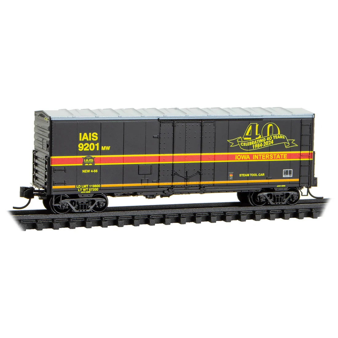 Micro Trains Line N Scale Iowa Interstate Anniversary 40' Standard Boxcar Plug Door with Roofwalk RD# IAIS 9201