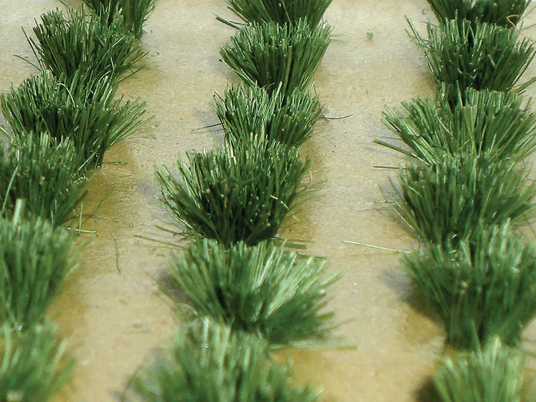 Bachmann Detachable Grass Bushes (30/pk) 32507 - Bachmann Trains