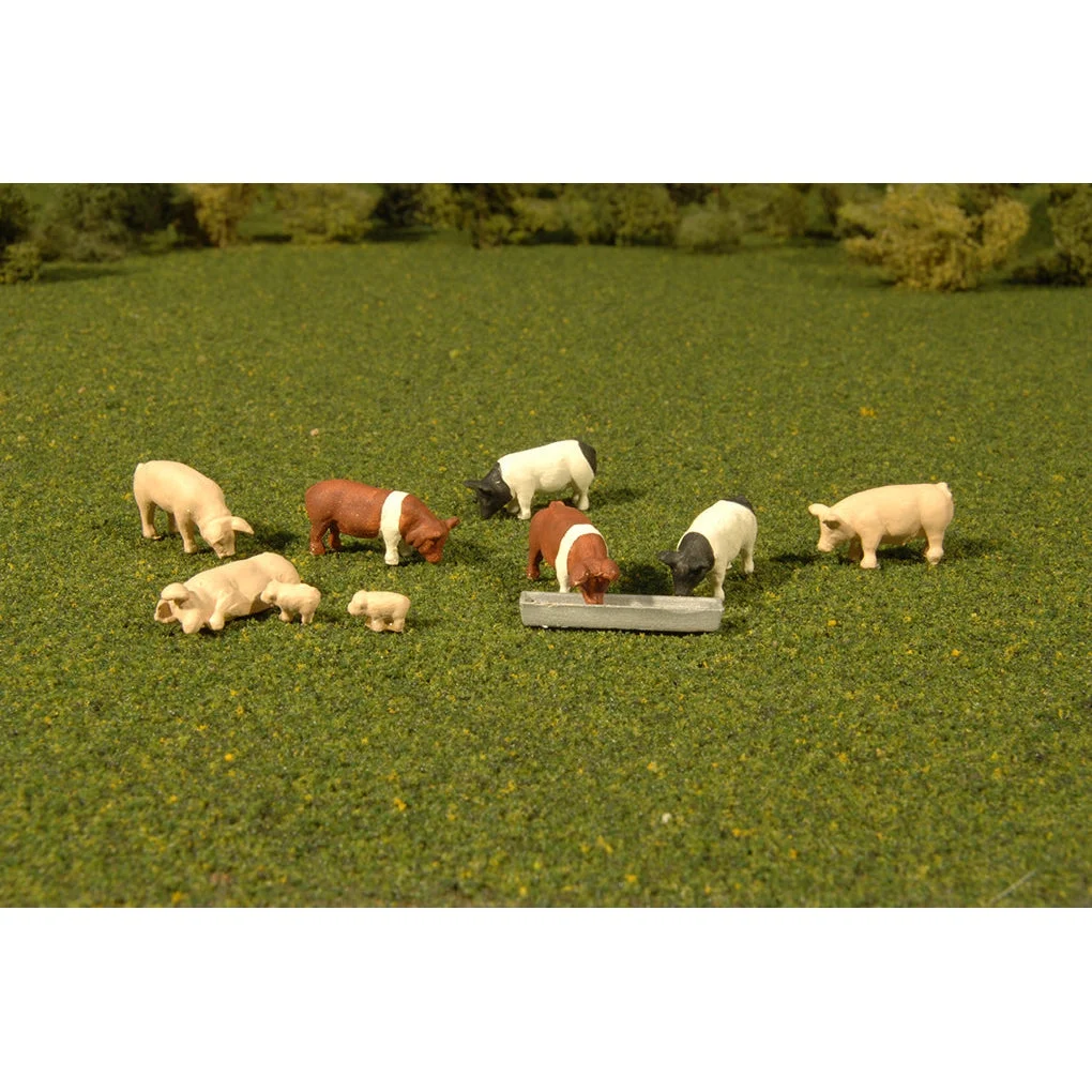 Bachmann HO Scale Pigs/9pc - BAC33118