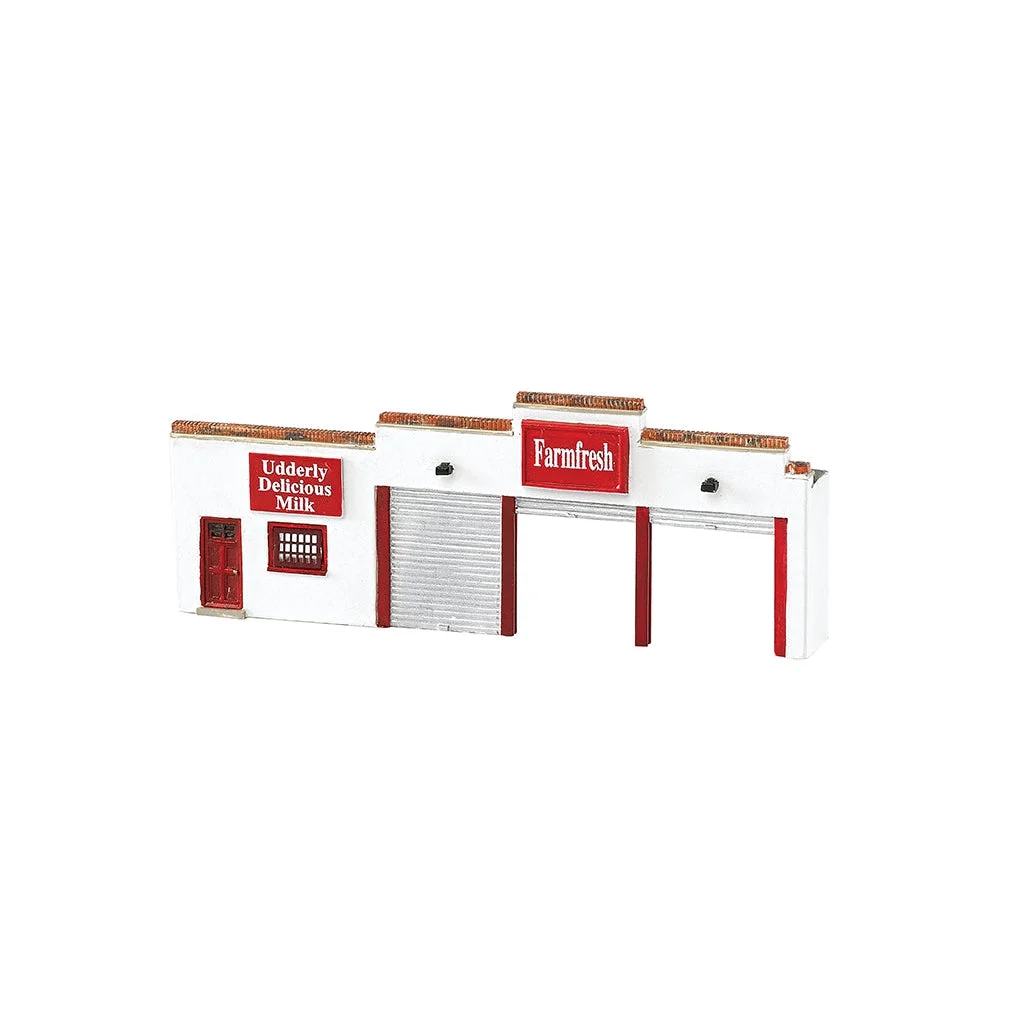 Bachmann N Scale Farmfresh Dairy - BAC35052