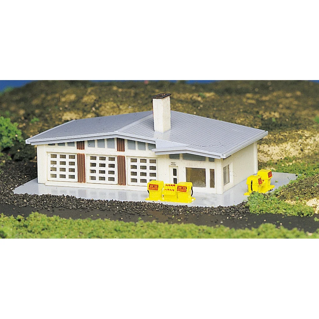 Bachmann N Scale B/U Shell Gas Station - BAC45904