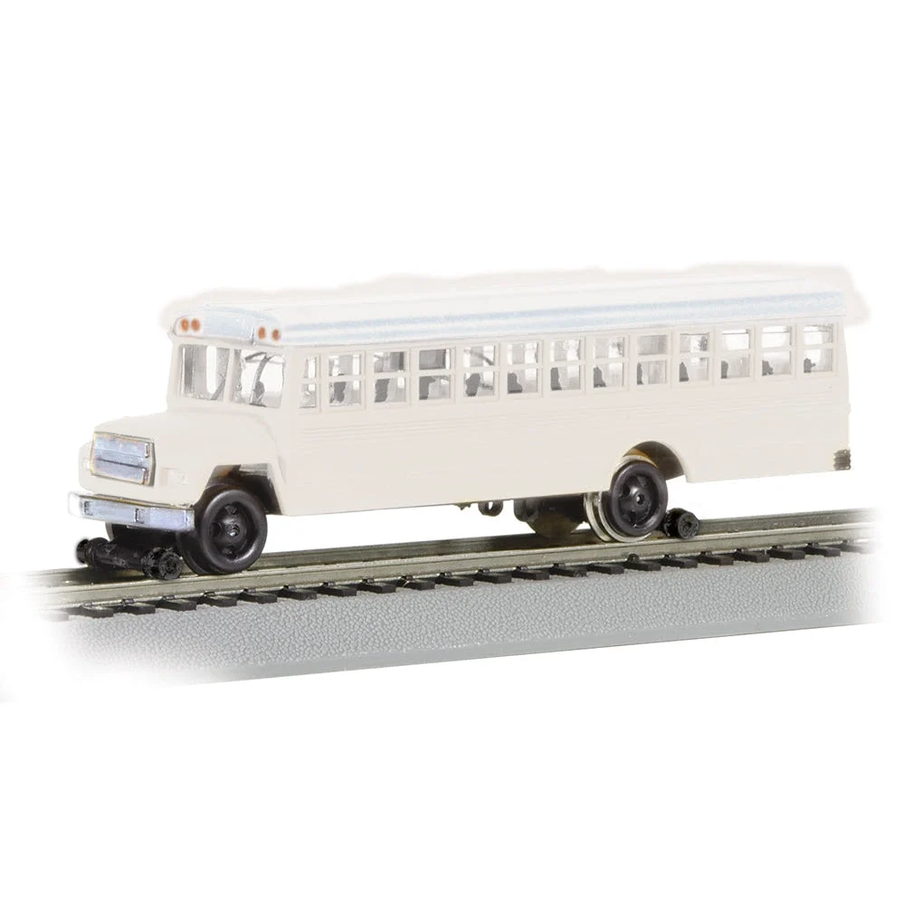 Bachmann HO Scale Highrailer Bus/wht - BAC46215