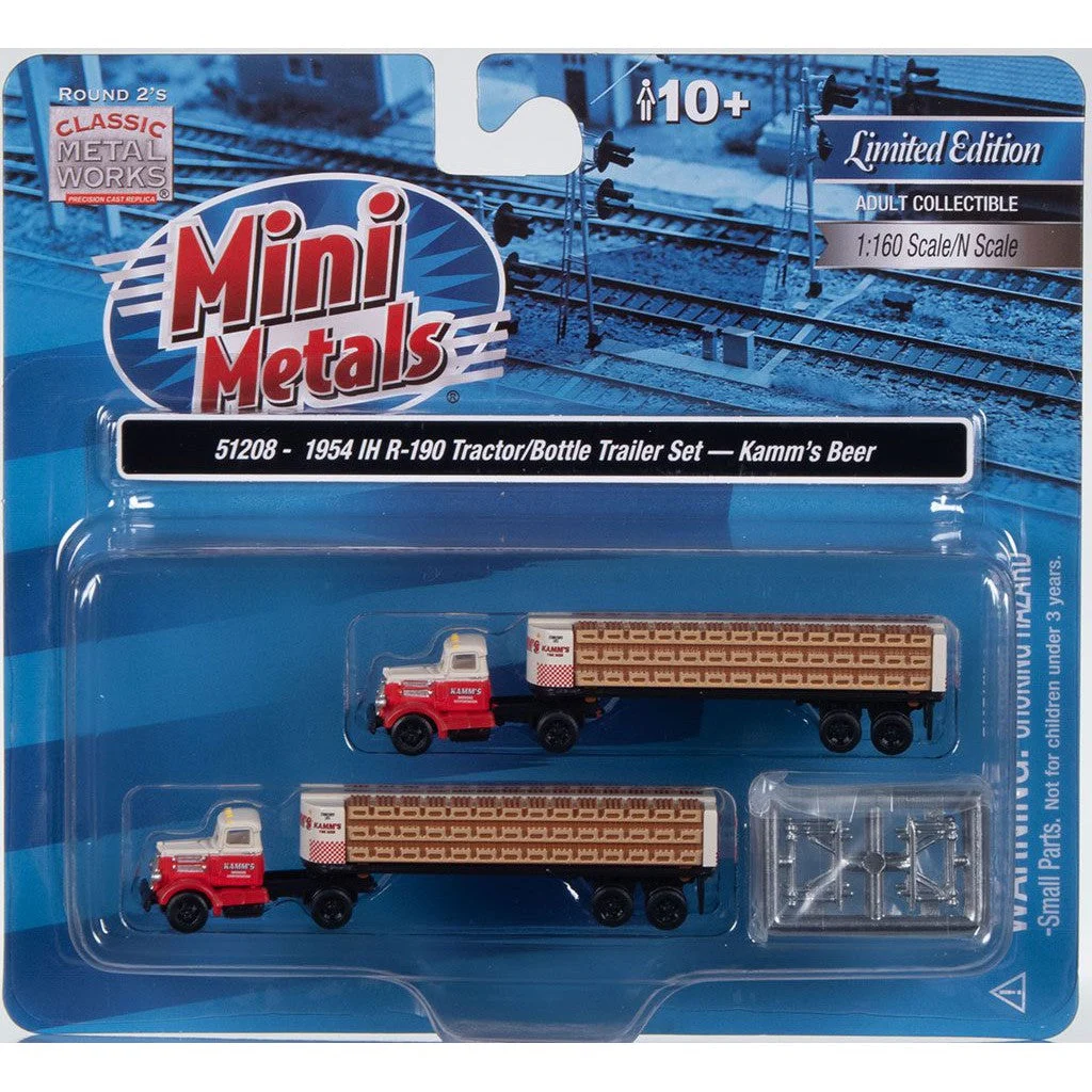 Classic Metal Works 1954 IH R-190 Tractor/Bottle Trailer Set - Kamm's Beer
